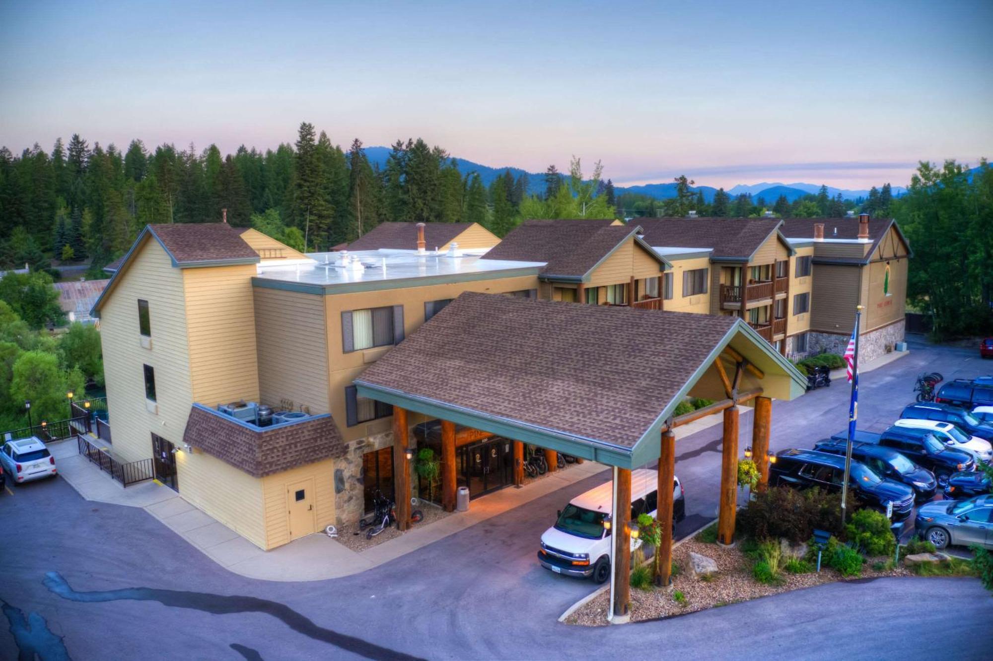 The Pine Lodge On Whitefish River, Ascend Hotel Collection Exterior foto