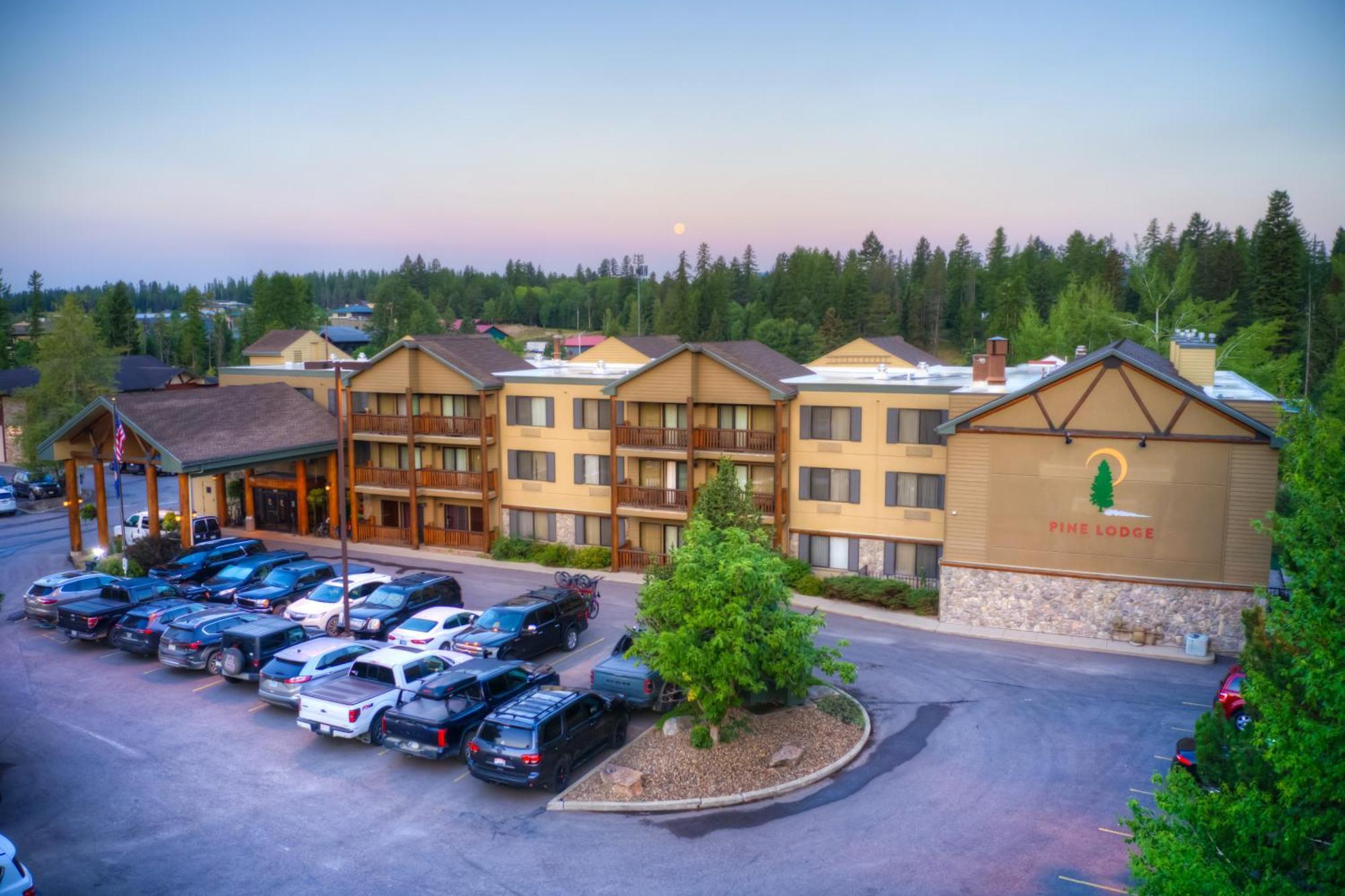 The Pine Lodge On Whitefish River, Ascend Hotel Collection Exterior foto